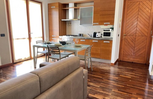 Paratico House | 5' from Lake Iseo, Your Oasis of Peace