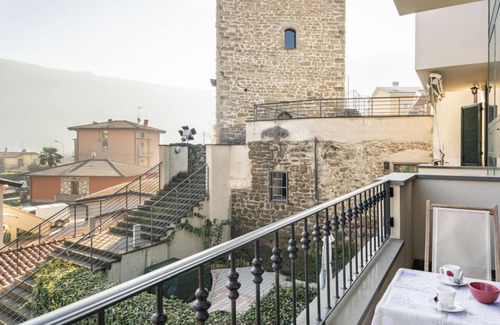 Paratico House | 5' from Lake Iseo, Your Oasis of Peace
