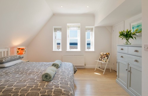 Woolacombe Apartment | 5 Hartland, sleeps 5 with sea view