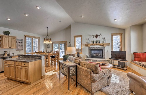 Blue River House | 5 Mi to Ski Resort: Breck Home w/Hot Tub!