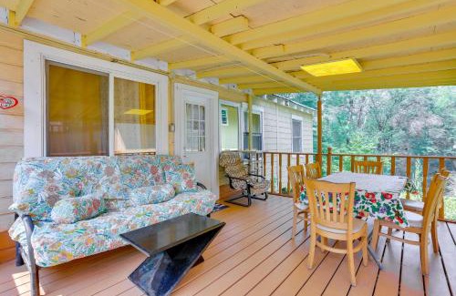 Mongaup Valley House | 5 Mi to Swinging Bridge Reservoir Cabin with Porch!