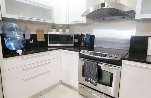 Bahamas Terrace Condo | 5 Min Walk to a Beach Paradise