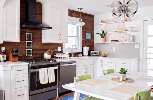 Villas Cottage | 5 Min Walk to Beach, Art Filled, Sunsets, Maker Space, New Reno, Sole Cottage