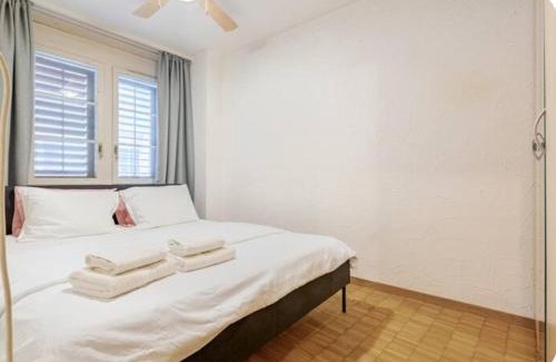Niederdorf Apartment | 5-mins walk to Zurich Main Station - City Center