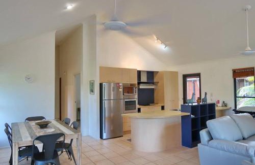 Mission Beach House | 5 O'Clock - Mission Beach