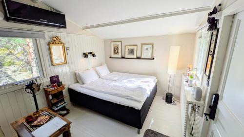 Ingaro Bed & Breakfast | 5-star homestay B&B for 2 with hot-tub, aircon and bikes