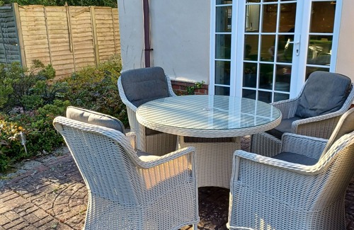 Walberswick House | 5 The Martins - Two Bedroom House, Sleeps 4