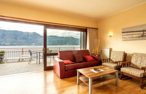 Porto Valtravaglia Apartment | 50 m² Apartment ∙ 1 bedroom ∙ 4 guests
