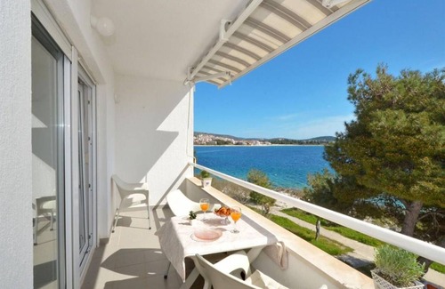 Rogoznica Apartment | 50 m² Apartment ∙ 1 bedroom ∙ 4 guests
