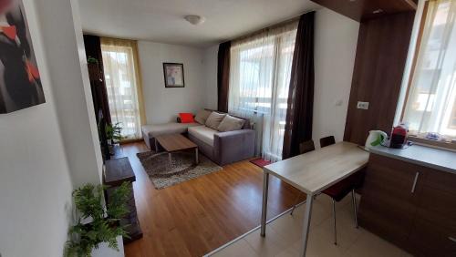 Shiligarnika Apartment | 500м. от лифта Сладък дом в Белведере СПА комплекс