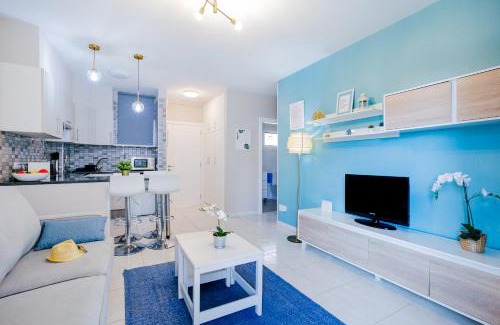 Los Cristianos Apartment | 504 Los Angeles Moderno con Vista al Océano