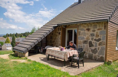 Aumont-Aubrac House | 53 m² House ∙ 3 bedrooms ∙ 8 guests