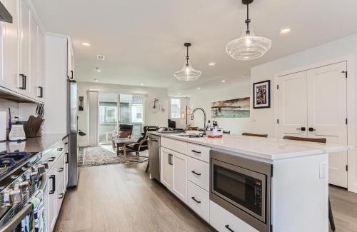 Arvada House | 5419 Allison St, Unit G