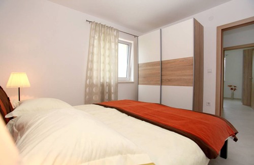Rogoznica Apartment | 55 m² Apartment ∙ 2 bedrooms ∙ 5 guests