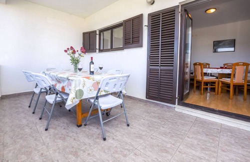 Razanj Apartment | 55 m² Apartment ∙ 2 bedrooms ∙ 6 guests