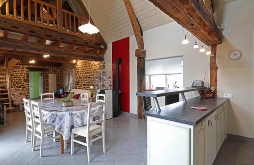 Saint-Mars-d'Egrenne House | 55 m² House ∙ 1 bedroom ∙ 5 guests
