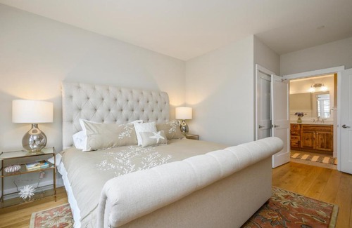 Harwich Port House | 557 Route 28, Unit 202, Harwich Port Cape Cod - -Dolce Vita
