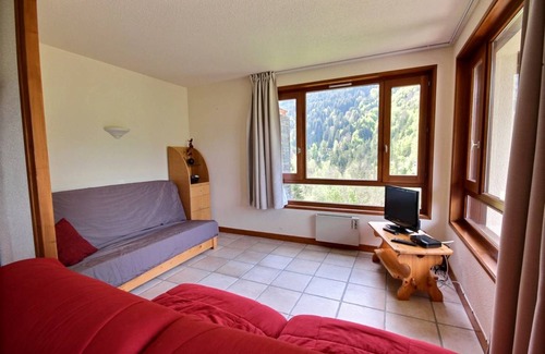 Saint-Jean-dʼAulps Apartment | 56 m² Apartment ∙ 2 bedrooms ∙ 6 guests