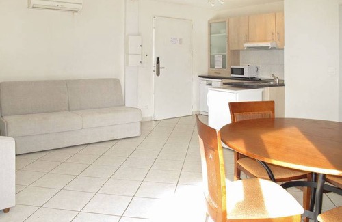 Chateauneuf-sur-Isere Resort | 56 m² Resort ∙ 2 bedrooms ∙ 6 guests