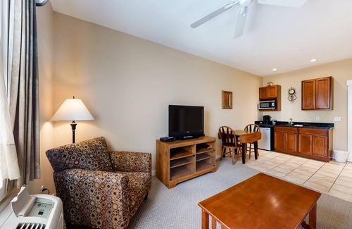 Northeast Harbor Hotel | 58 m² Hotel ∙ 1 bedroom ∙ 4 guests
