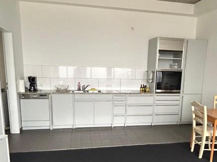 Osdorf Apartment | 58qm Apartment mit Küche und Waschmaschine in den Elbvororten