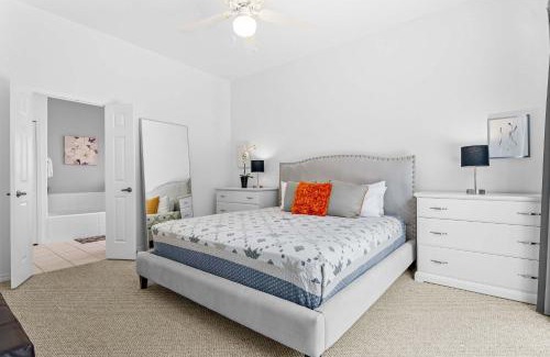 Marbella House | 5BR Sleeps 13 with Private Pool & More