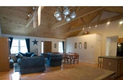 Conway House | 5BR W/ Master and 3Bathrooms ! Beautiful Home, White Mountain Region, Amazing!!!