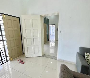 Port Dickson Apartment | 5min to beach 12pax BBQ Steamboat - Pet Friendly