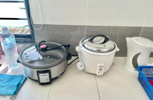 Port Dickson Apartment | 5min to beach 12pax BBQ Steamboat - Pet Friendly