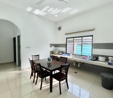 Port Dickson Apartment | 5min to beach 12pax BBQ Steamboat - Pet Friendly