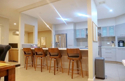 The Entrance North House | 6 Bedroom Beach & Lake Oasis