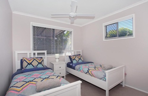 Marcoola House | 6 Botany Court Marcoola Beach - Pet Friendly 500 Bond