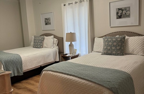 Sylvester Hotel | 6-BR in Sylvester, GA - Southern Charm Meets Spacious Comfort