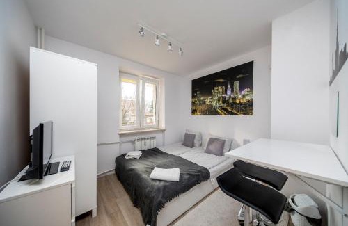 Nowa Praga Apartment | 6 Cities Rooms