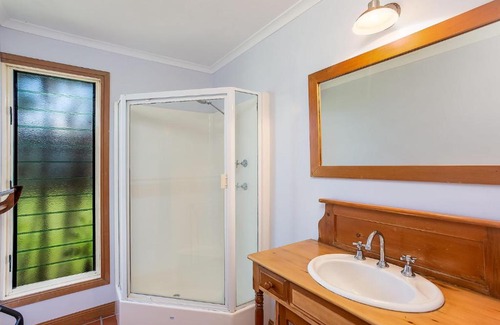 Rainbow Beach House | 6 Ilmenite Avenue - Coastal beach shack within walking distance to patrolled beach and CBD,