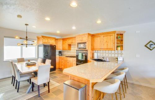 Eden Apartment | 6 Mi to Powder Mtn with Shuttle Cozy Eden Condo!
