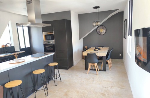 Saint-Germain-Village Apartment | 6-person apartment La douce parenthèse