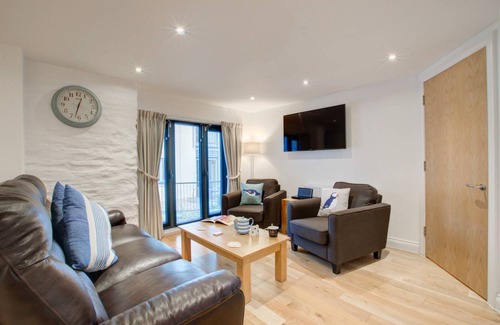 Dartmouth Cottage | 6 The Sail Loft