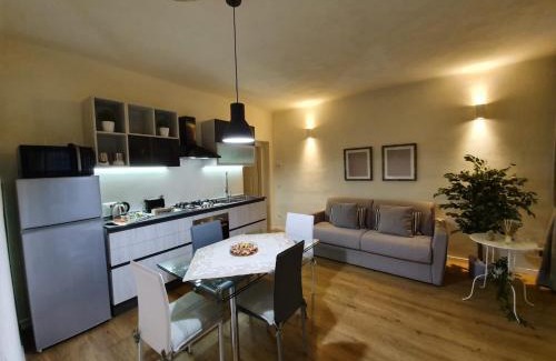 Lucca Historical Center Apartment | 6 Via della Rosa