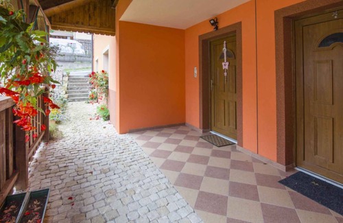 Svoboda nad Upou Apartment | 60 m² Apartment ∙ 2 bedrooms ∙ 6 guests