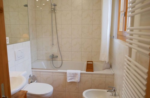 Samedan Apartment | 60 m² Apartment ∙ 2 bedrooms ∙ 4 guests