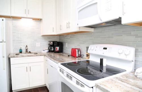 Gulf Shores Condo | 60 m² Condo ∙ 1 bedroom ∙ 4 guests