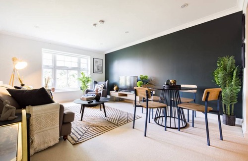 Herne Hill Apartment | 63 m² Apartment ∙ 2 bedrooms ∙ 3 guests