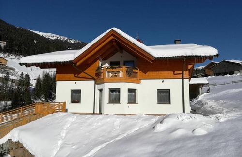 Sarentino Apartment | 63 m² Apartment ∙ 2 bedrooms ∙ 6 guests
