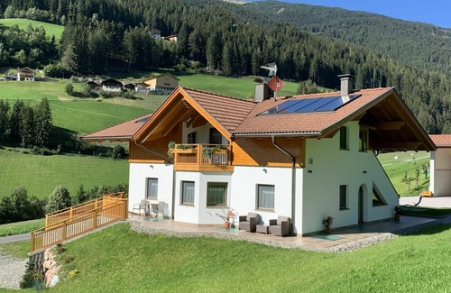 Sarentino Apartment | 63 m² Apartment ∙ 2 bedrooms ∙ 6 guests