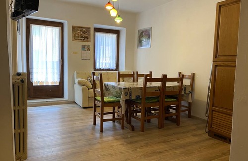 Pinzolo Apartment | 65 m² Apartment ∙ 2 bedrooms ∙ 4 guests