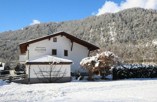 Ried im Oberinntal Apartment | 67 m² Apartment ∙ 2 bedrooms ∙ 6 guests