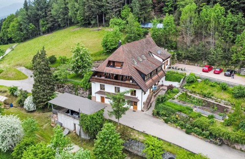 Schiltach Villa | 67 m² Villa ∙ 2 bedrooms ∙ 4 guests