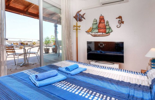 Llanca Apartment | 68 m² Apartment ∙ 2 bedrooms ∙ 5 guests