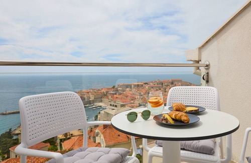 Ploce Apartment | 68 m² Apartment ∙ 2 bedrooms ∙ 5 guests